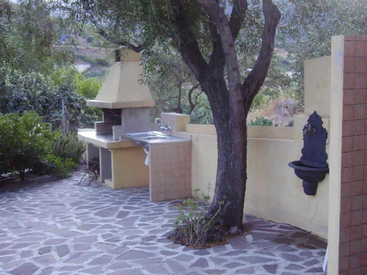 Villa Dettori San Teodoro  Exterior foto