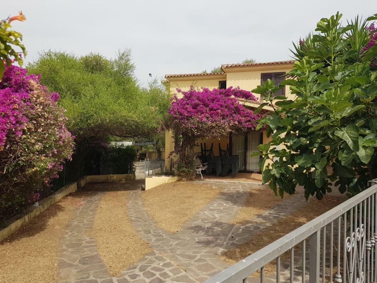 Villa Dettori San Teodoro  Exterior foto